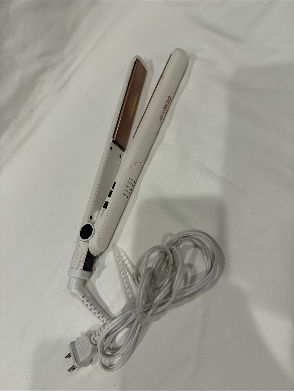 White Hair Straightener with Rose Gold Plates - CONAIR tested